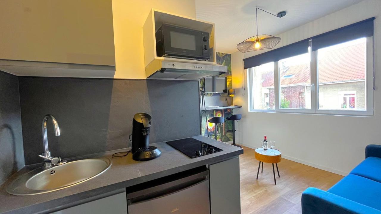 Jungle Boogie Apartman Calais Kültér fotó